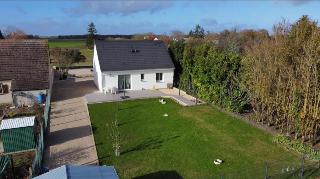 Petite Maison Au Calme Poupry Esterno foto