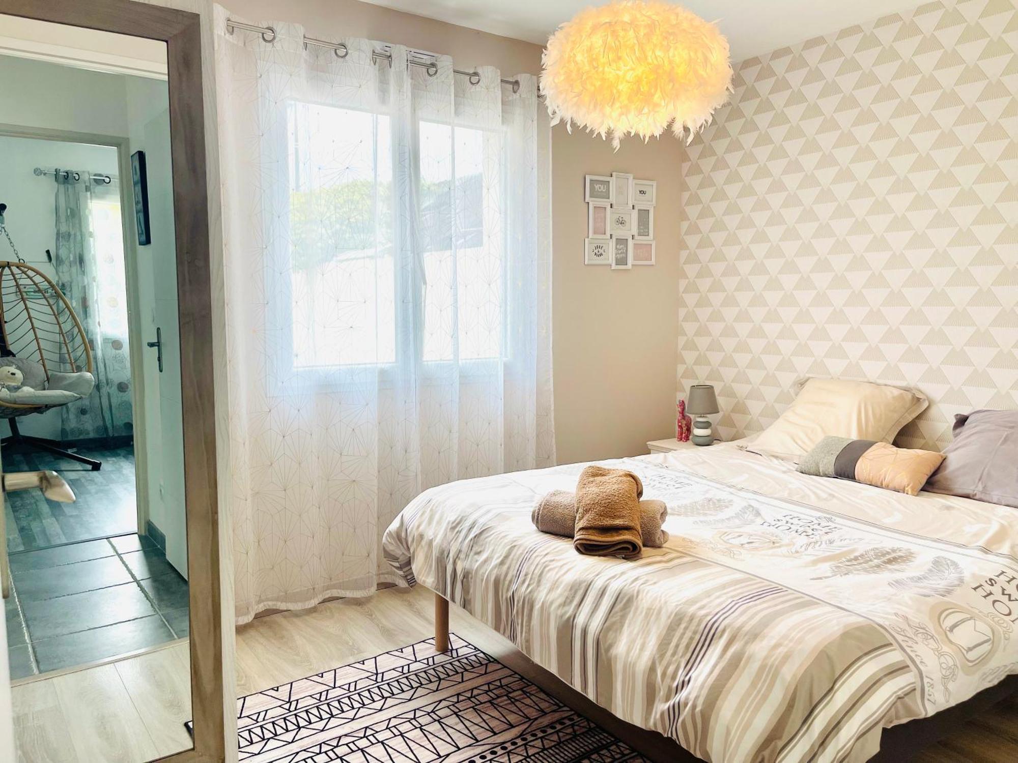 Petite Maison Au Calme Poupry Esterno foto