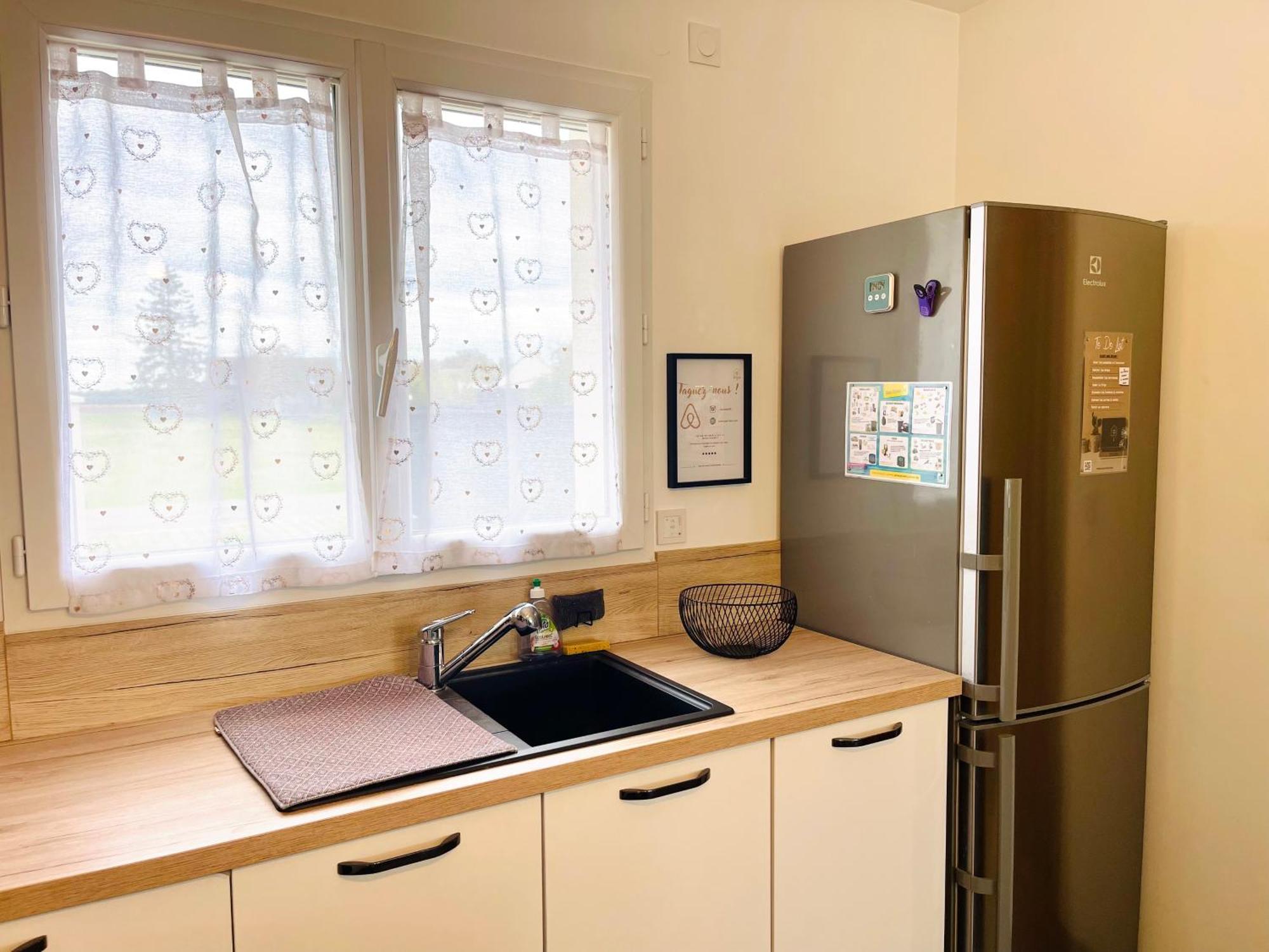 Petite Maison Au Calme Poupry Esterno foto