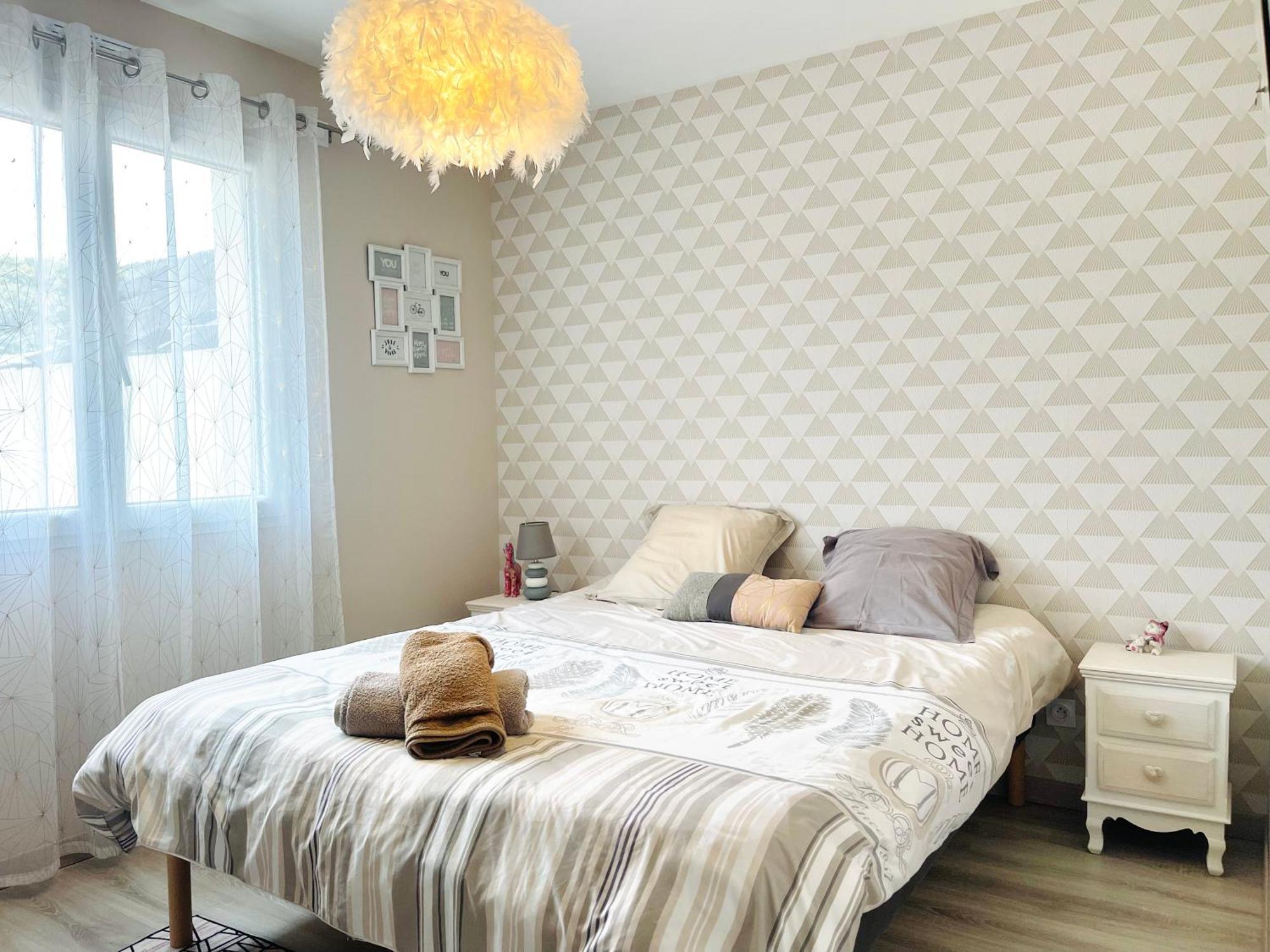 Petite Maison Au Calme Poupry Esterno foto