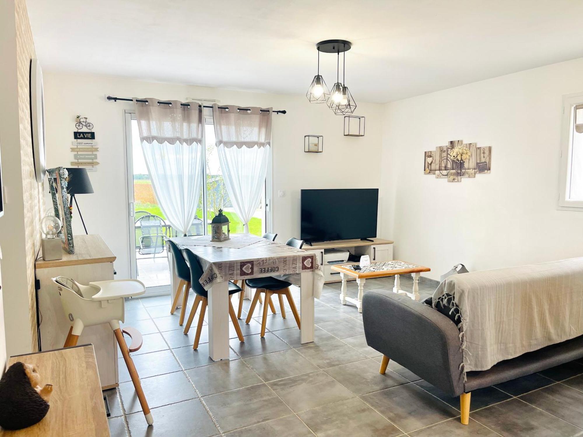 Petite Maison Au Calme Poupry Esterno foto